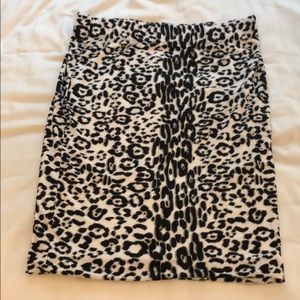 Cute printed stretchy pencil skirt